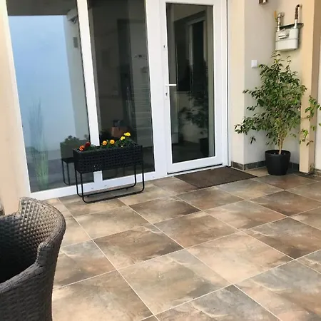 アパート Kenyelmes A Belvaros Szelen