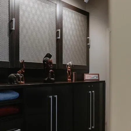 Kenyelmes A Belvaros Szelen *